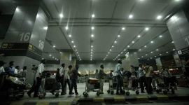 igi airport woman held, woman held at delhi airport, woman throws power bank, woman power bank airport, igi airport woman creates ruckus