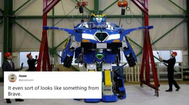 transformer, car turned robot, robot turned car, transformer robot, japan transformer robot, viral video, trending news, indian express