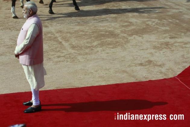 kp oli photos, nepal pm pictures, pm modi images, rashtrapati bhawan pics, oli ceremonial welcome photo, kp oli wife images, indian express