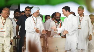 Modi govt's style of functioning poses threat to democracy, says Manmohan Singh