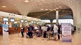 Delhi airport, Mumbai airport, Delhi airport punctuality, Mumbai airport punctuality, flights from delhi airport, flights from mumbai airport, Air India, IndiGo flights, Flight timings, India news