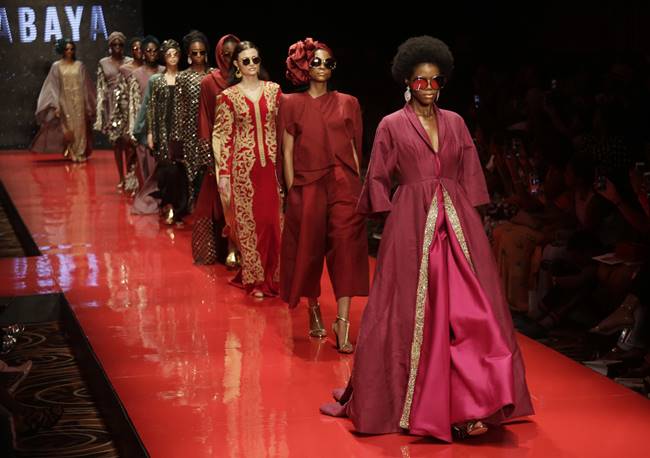 Nigeria fashion week, latest fashion week, Naomi Campbell, Nigeria fashion week, Naomi Campbell, Divas Abaya designs, Laurence Airline, Andrea Lyamah, indian express, indian express news