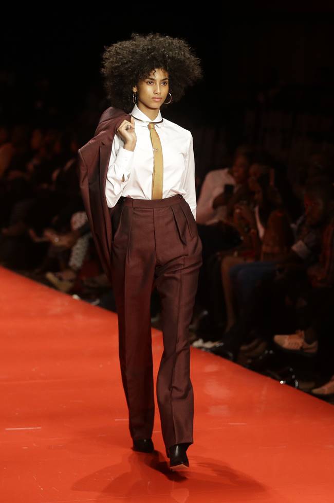 Nigeria fashion week, latest fashion week, Naomi Campbell, Nigeria fashion week, Naomi Campbell, Divas Abaya designs, Laurence Airline, Andrea Lyamah, indian express, indian express news