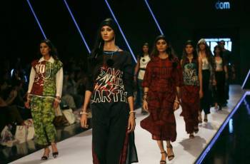Pakistan Fashion Week opens in colourful style - Telegraph