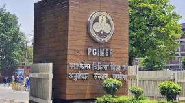 Postgraduate institute of medical education and research, PGIMER, PGI collection centre, long queues at PGIMER, mismanagement of token system ay PGIMER, city news, indian express