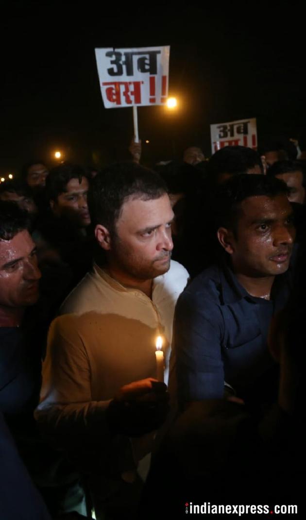rahul gandhi photos, india gate protest images, candlelight vigil pictures, kathua gangrape, ashifa, congress midnight protest, priyanka gandhi images, unnao rape protest pics, indian express