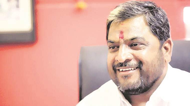 Maharashtra Cane farmers burn mill offices