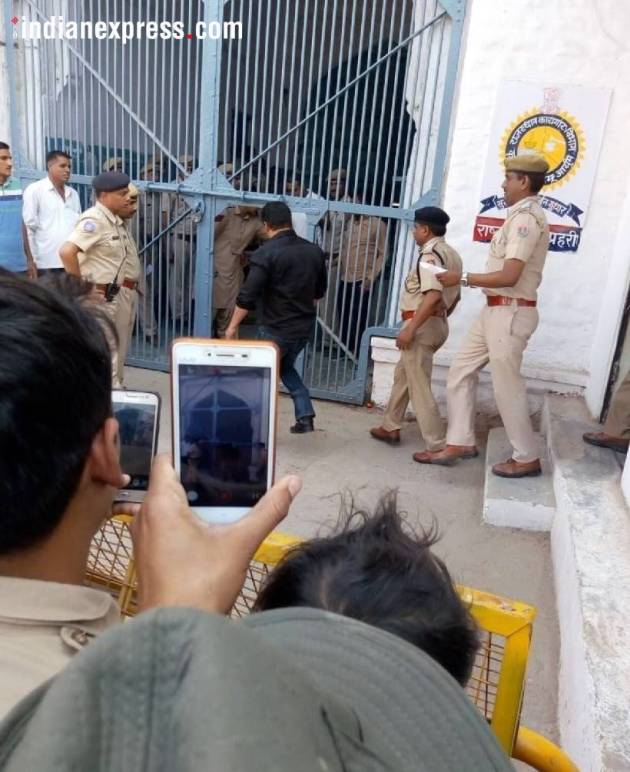 Salman Khan, Salman Khan verdict, Salman Khan in Jail, Salman Khan jail term, Jodhpur court, Bishnoi community, Bishnoi community celebrates, Salman khan photos, Indian express photos