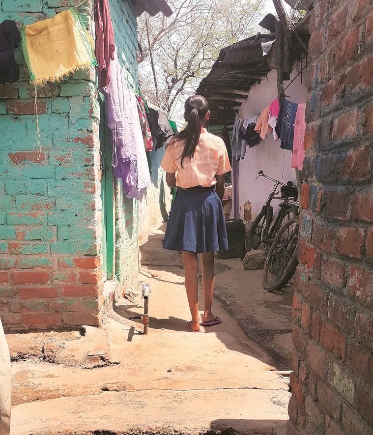 'English Medium' in Sanjay Camp