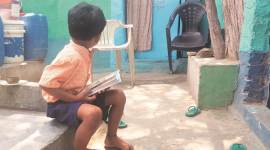 'English Medium' in Sanjay Camp