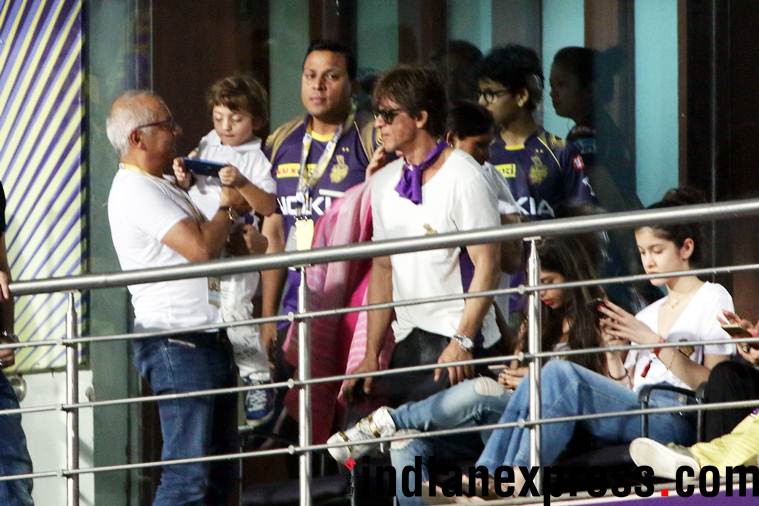 Shah Rukh Khan with family at Kolkata Knight Riders match