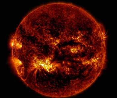 Solar flares on Earth, Chalmers University of Technology, northern lights, magnetic reconnections, cosmic radiations, communication satellites, air control, power grids