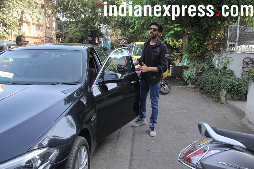 disha patani, ranveer singh, dhadak wrap up phoros. celeb spotting latest photos