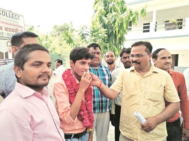 up results, up board results, Up toppers photos, UP board toppers, 10th results, india result, upmsp, up board results, upresults.nic.in, up board 2018 result, up board result 2018, class 10 upresults.nic.in, up results 2018, up 10th results, upmsp results 2018, upmsp result, upmsp 10th result 2018, up board highschool result, up board 10th result 2018, indiaresults.com