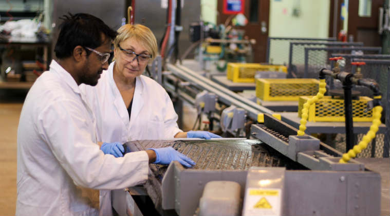 Zero-waste smartphones, University of British Columbia, fiberglass, electronic waste, resin, circuit boards, precious metals, ewaste recycling, cellphone manufacturing