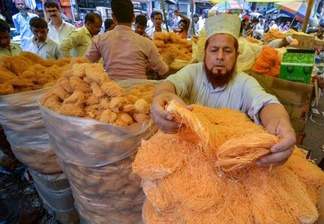 Ramadan 2018: Holy month of Ramzan begins with fasting, feasting and faith
