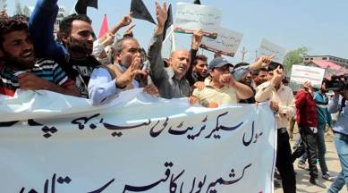 Awami Ittehad Party will show black flags to PM Modi during Kashmir visit: Langate