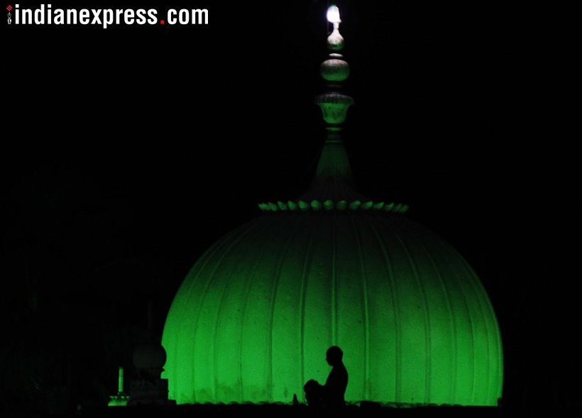Ramadan 2018: Holy month of Ramzan begins with fasting, feasting and faith