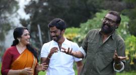 antony 759 antony lal rekha movie review