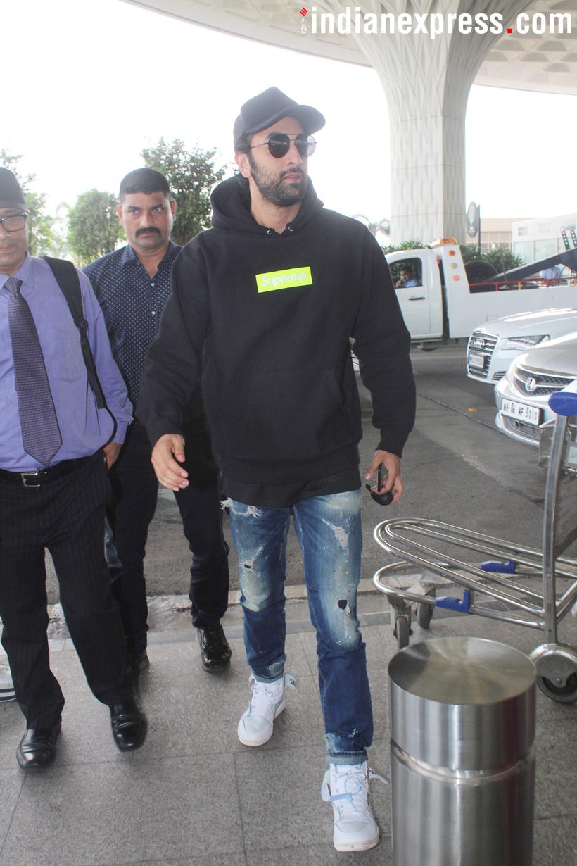 sanju actor ranbir kapoor spotted at airport