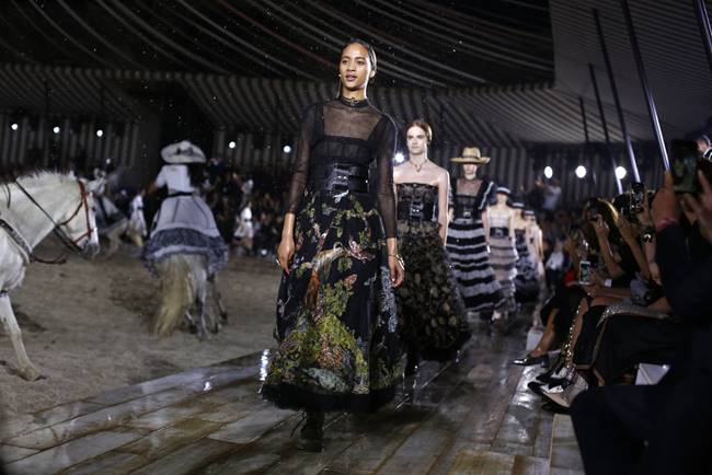 Dior equestrian collection, dior latest collection, dior fashion show Paris, dior horse fashion, dior cowgirl fashion, dior fashon show, indian express, indian express news
