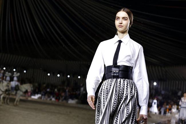 Dior equestrian collection, dior latest collection, dior fashion show Paris, dior horse fashion, dior cowgirl fashion, dior fashon show, indian express, indian express news