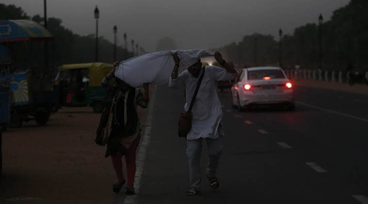 Delhi Dust Storm Highlights: Several Dead In UP, Over 70 Flights ...