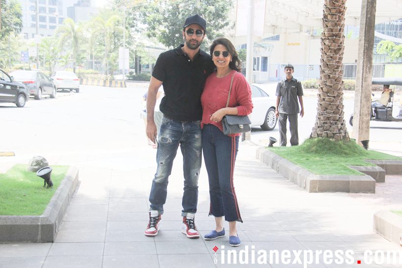 ranbir kapoor with neetu kapoor
