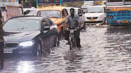 kolkata rains, west bengal flooded, waterlogging, kolkata disaster management team , kolkata news, indian express