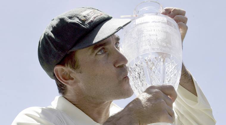 Australia's Justin Langer kisses the Ashes trophy in 2007