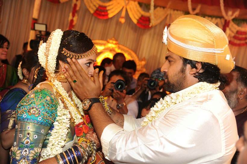 Kannada actors Meghana Raj and Chiranjeevi Sarja wedding photos