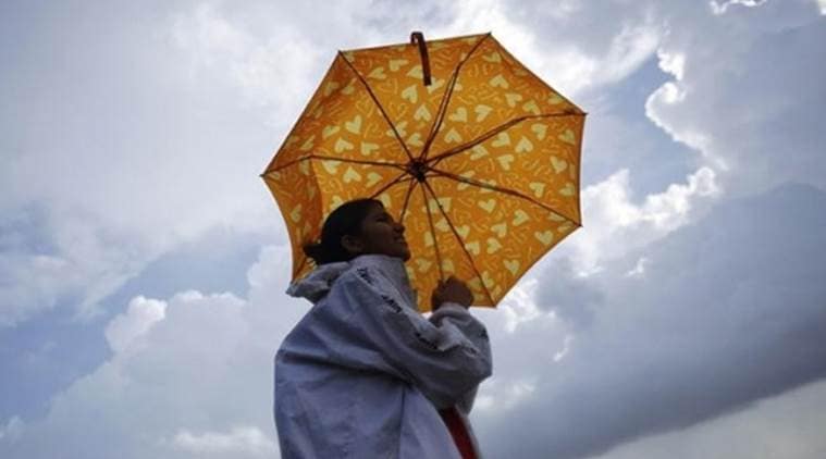 pre-monsoon-showers-hit-kerala-monsoon-to-set-in-by-before-june-1