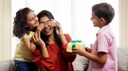 https://images.indianexpress.com/2018/05/mothers-day-getty-images-759.jpg?w=414