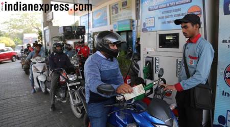 In Noida, no petrol for bikers without helmet from June 1