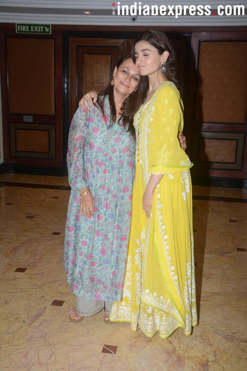 alia with soni razdan