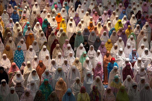 ramadan, ramzan, ramadan 2018, how muslims are observing ramadan, ramadan 2018 india, ramadan mubarak, ramadan quotes, ramadan wishes, ramadan 2018 date, ramadan 2018 time table, indian express, indian express news