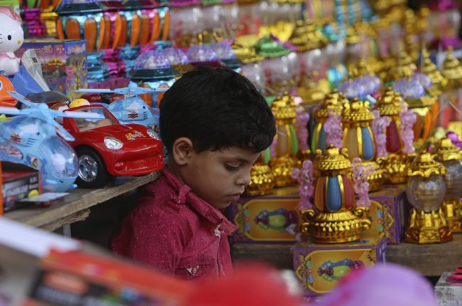 ramadan, ramzan, ramadan 2018, how muslims are observing ramadan, ramadan 2018 india, ramadan mubarak, ramadan quotes, ramadan wishes, ramadan 2018 date, ramadan 2018 time table, indian express, indian express news