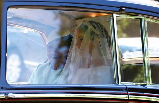 meghan markle, prince harry, royal wedding, royal wedding 2018, royal wedding photos, royal wedding images, meghan markle wedding photos, meghan markle wedding dress, harry meghan wedding pics,