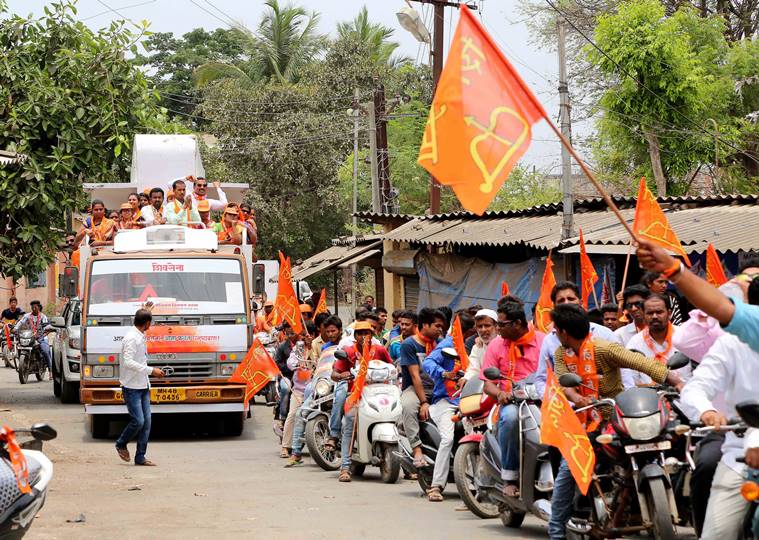 palghar bypoll, shiv sena bjp clash, palghar lok sabha bypoll, shiv sena bike rally, shrinivas wanaga, shiv sena, maharashtra bjp, maharashtra north indian population, indian express, india news