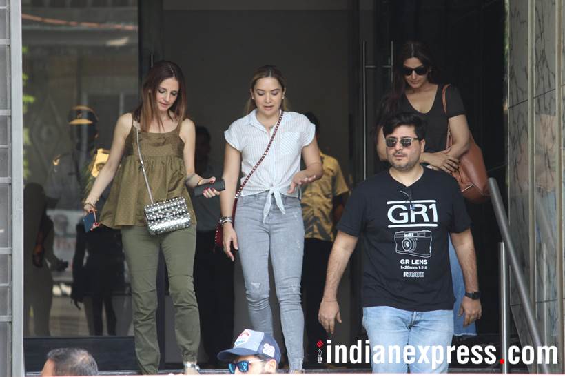 Sonali Bendre Goldie Behl