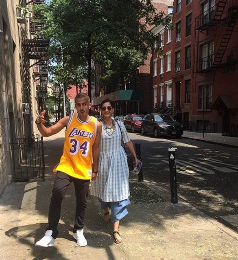 sonam kapoor anand ahuja love story 