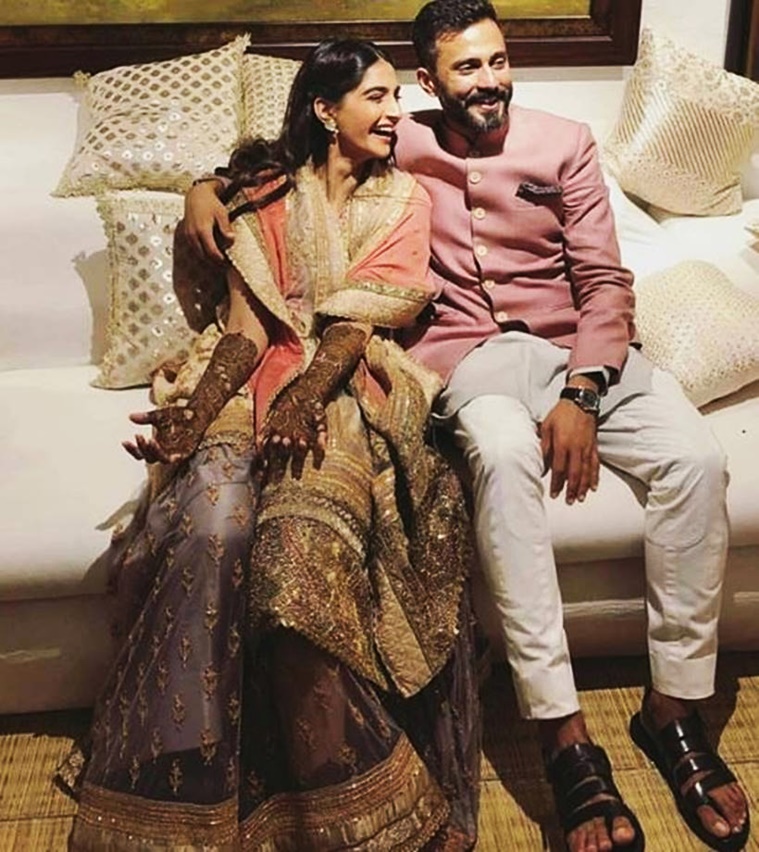 Sonam Kapoor Ahuja's wedding lehenga is for every bride who loves red |  VOGUE India