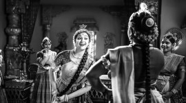 Keerthy Suresh as Savitri in Mahanati.