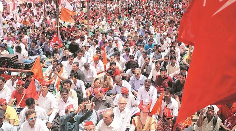 Trade unions urge workers to defeat BJP in 2019