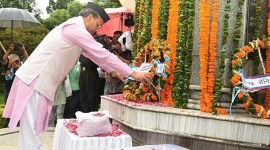 Trivendra Singh Rawat pays tribute to Army jawan