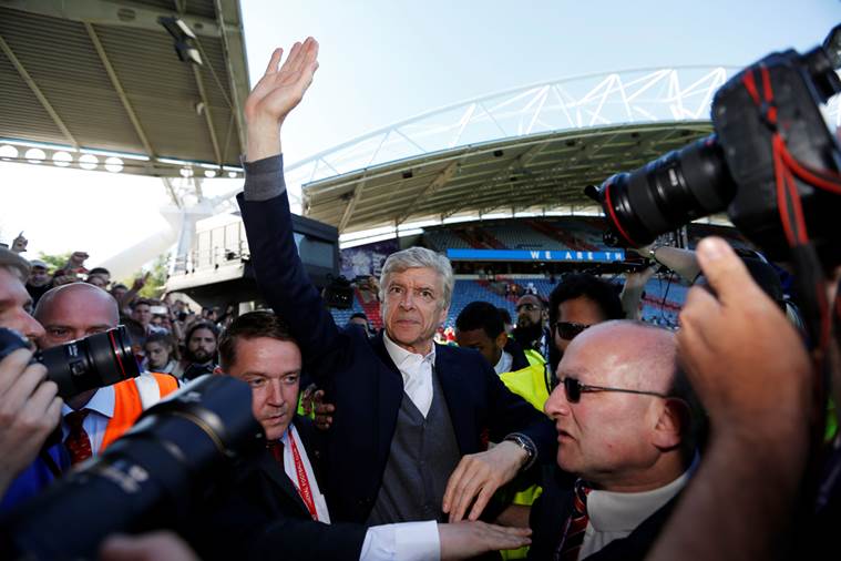 Arsene Wenger Leaves Arsenal: Former And Current Players Pay Their ...