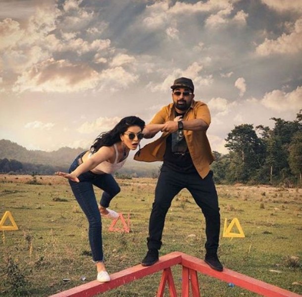 sunny leone and rannvijay singha on Splitsvilla Season 11