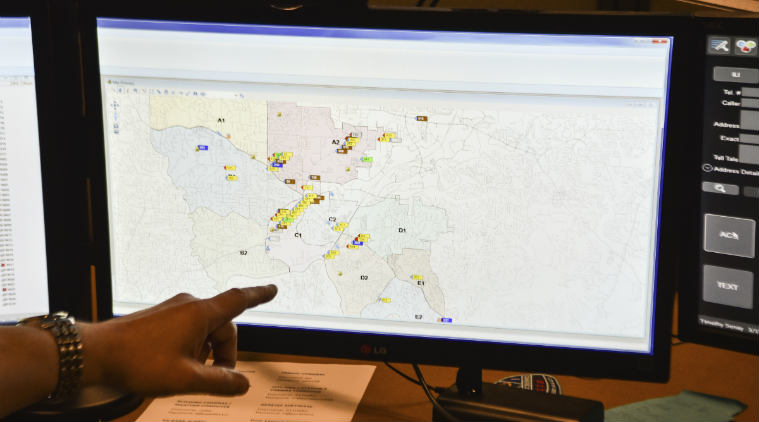 Apple sets up iPhones to relay location for 911 calls