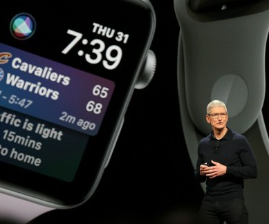 Apple, Apple CEO Tim Cook, Tim Cook Facebook, Tim Cook Facebook comments, Apple Facebook date sharing, Apple WWDC 2018, iOS 12