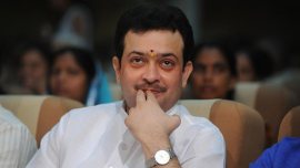 Spiritual guru Bhaiyuji Maharaj cremated in Indore